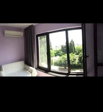 съншайн Appartement Burgas